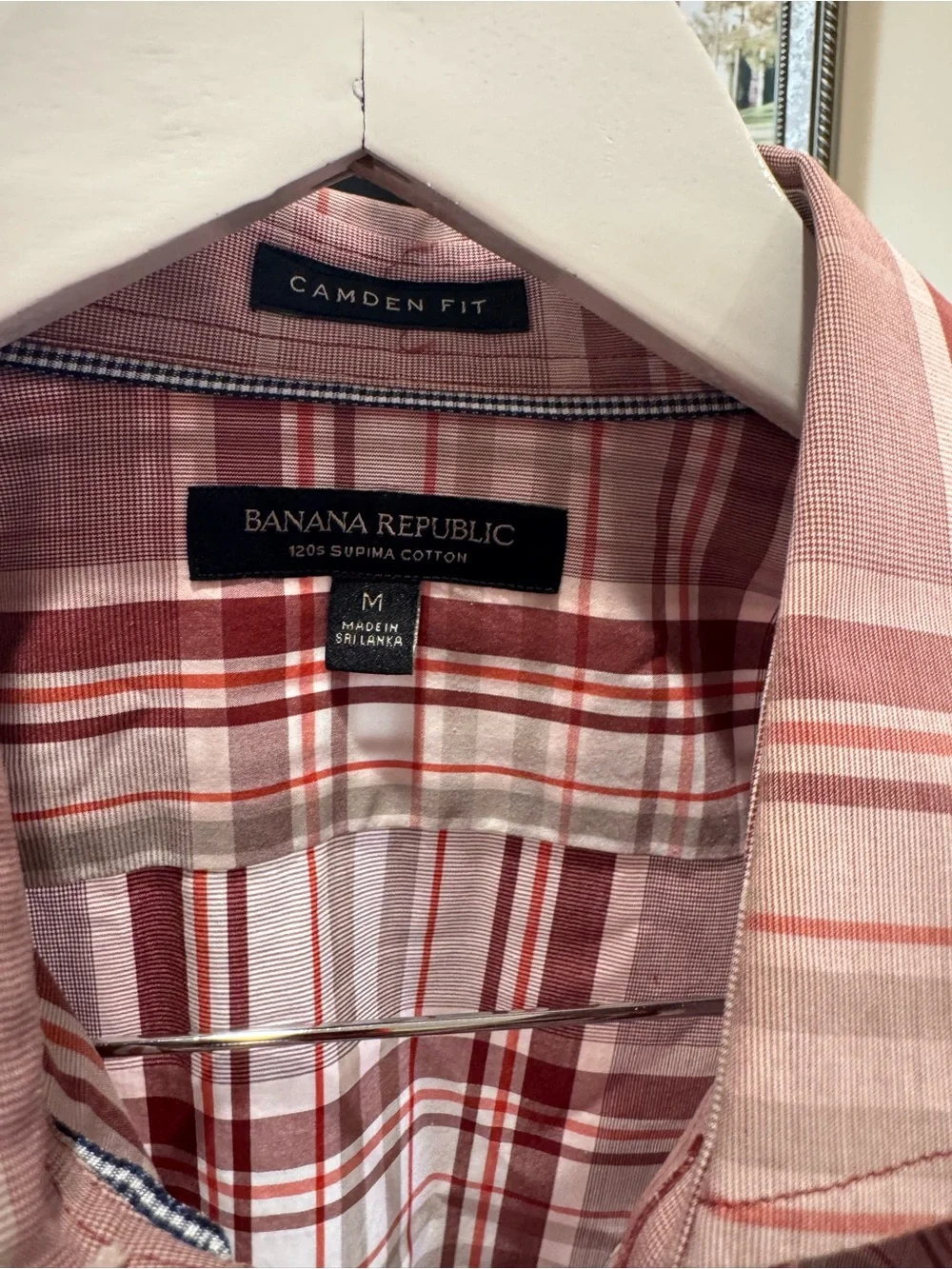 Banana Republic Burgundy White Plaid Button-Down Shirt Medium Camden Fit
